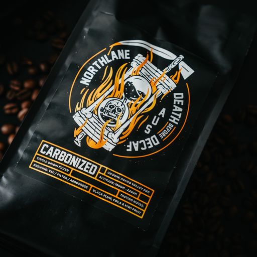 CARBONIZED single origin filter. Suited for V60 / filter/ Aeropress. Tasting notes: black plum, cola, kiwi fruit.